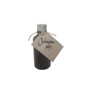 Flaska med jalapeñosås från Fristorps gård gjord på egna jalapeños.